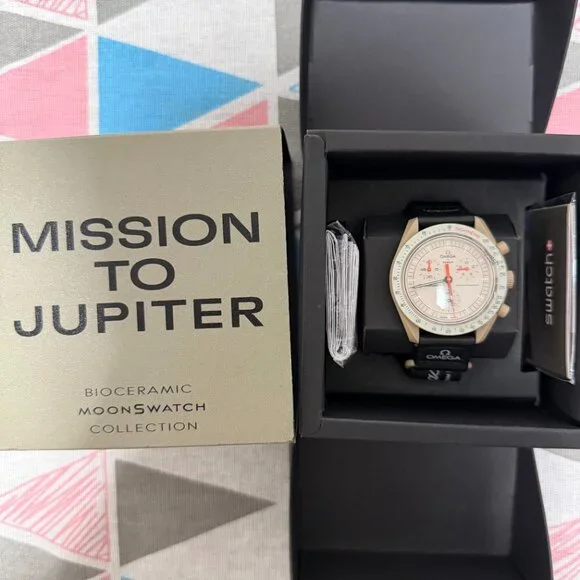 Omega X Swatch MoonSwatch Mission to Jupiter Watch - Picture 4 of 5